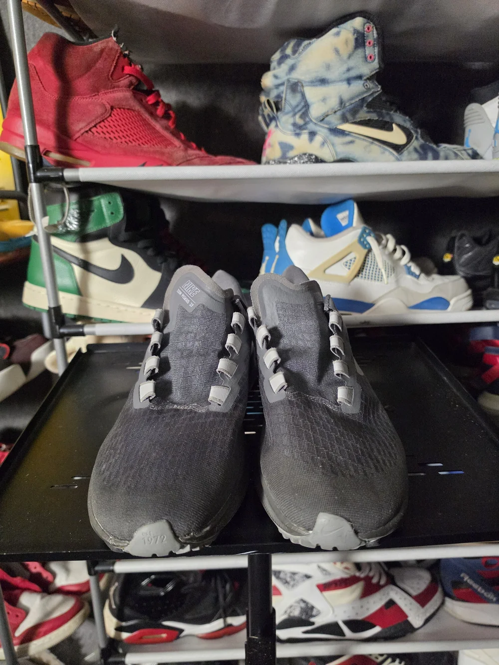 🔥 Nike Zoom Pegasus 37 Men's Size 10 Gray and White Running Shoes